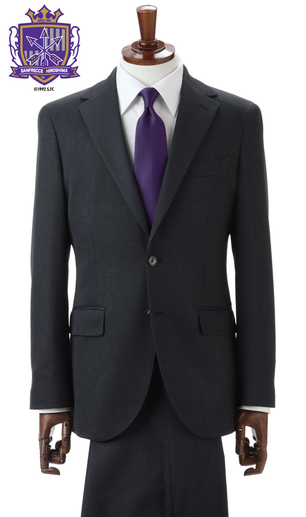 サンフレッチェ広島、NEW公式スーツの「レプリカ」登場！紫ネクタイと