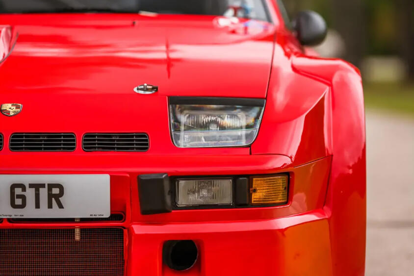 市販モデルは世界でたった15台！　ル・マンから生まれた「ポルシェ924カレラGTR」の衝撃的な中身