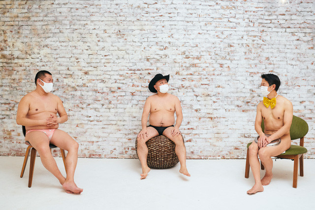 ハリウッドザコシショウ とにかく明るい安村 アキラ１００ 裸芸人サミット 彼らは冬をどう過ごすのか ライブドアニュース