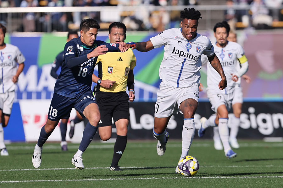 徳島と長崎の一戦は1-1でドロー決着【写真:柳瀬心祐】