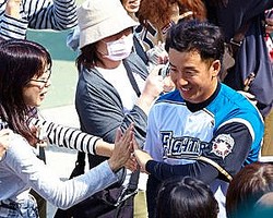 最下位に沈む日ハムでは斎藤佑樹不要論も なぜ現役を続行できるのか ライブドアニュース