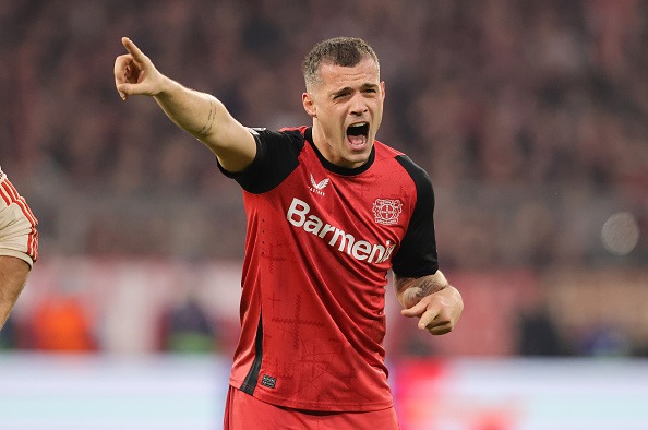 ��������������󤫤饵��������ɤظ����ä����㥫 photo/Getty Images