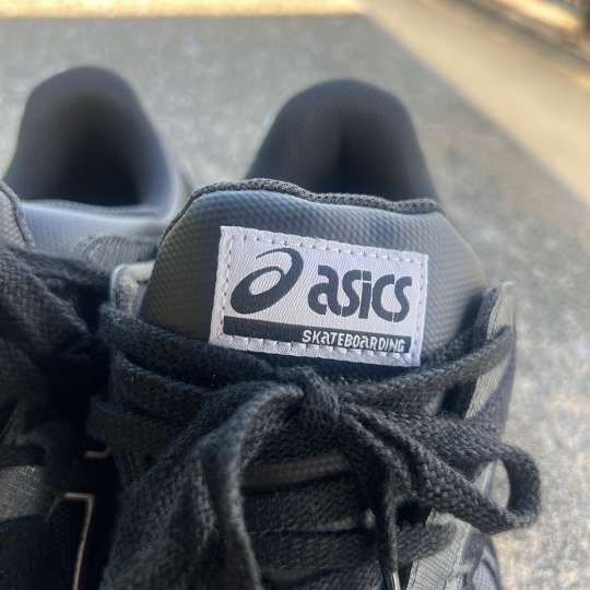 大人が履きたくなるスケートシューズを見つけてしまったんだ。アシックス スケートボーディングって知ってる？