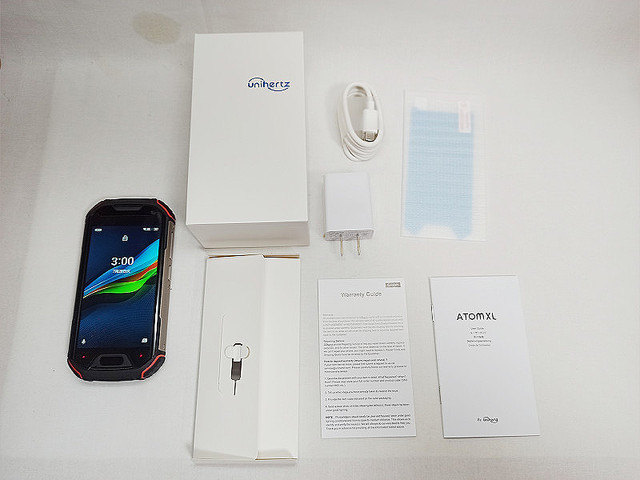 もう一台出てきました。Uniherts atom xl 中古 Unihertz Atom XL - 4 インチ トランシーバー頑丈なスマートフォン