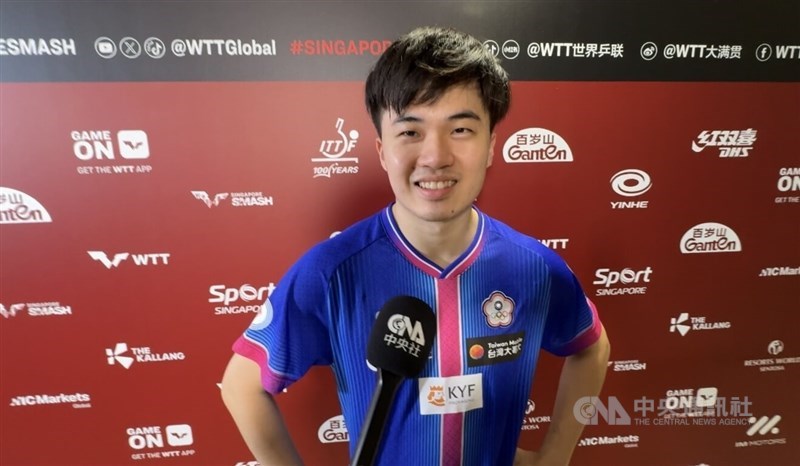 卓球のシンガポール・スマッシュは1日、男子シングルス決勝がシンガポールで行われ、台湾の林?儒は準優勝に輝いた。ワールドテーブルテニス（WTT）最高峰、グランドスマッシュのシングルスで、台湾選手として過去最高の記録を収めた。（写真＝中央社記者撮影）