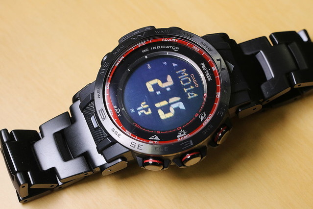 プロトレック　ファイヤーフォール 本格派アウトドアウオッチ「プロトレック」が25周年を迎えて