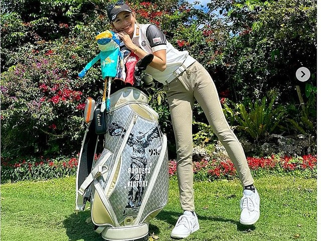 脚長美人」金田久美子、“美スタイル”なウェア姿披露！イ・ボミも