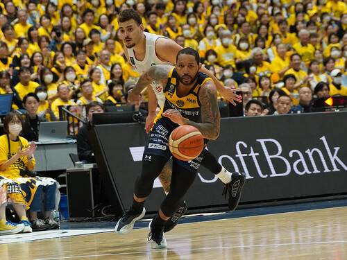 Bリーグの契約形態は選手ごとにさまざま ファンやブースターから見ても疑問