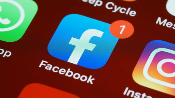 Meta監督委員会が「加工された動画」を削除しなかったFacebookの判断を支持、ただし「高リスク」を警告する適切なラベルの運用を提言