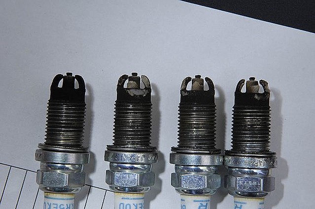 車のプラグ交換は距離に応じて交換が必要 燃費の向上などのメリットも ライブドアニュース