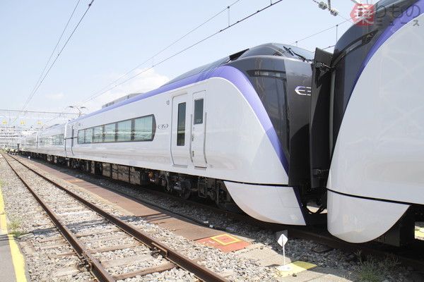 中央本線特急の新型E353系、12月23日デビュー 「スーパーあずさ