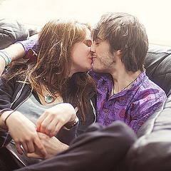 こんなキス初めて 男性がドキッとした 女子の大胆なキス 4選 Peachy ライブドアニュース