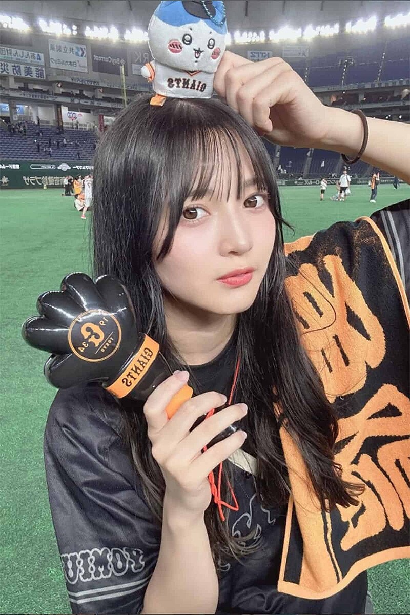  黒嵜菜々子（写真・『黒嵜菜々子（ｸﾛｻｷﾅﾅｺ）』のInstagram「@kurosaki0516」より） 