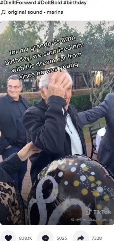 ���ץ饤�����ޤ��ߤޤ�ʤ�����ʲ����ϡ�myfriendscallmerina��2020ǯ10��18����TikTok��the most selfless man in the world. nobody deserves it more! �ס٤Υ����꡼�󥷥�åȡ�