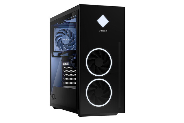 水冷ラジエーターをケース外側に搭載するゲーミングPC「OMEN 45L」など