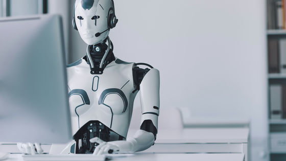 AIの普及が労働市場に与えた影響「人間の仕事が奪われる」懸念の声も