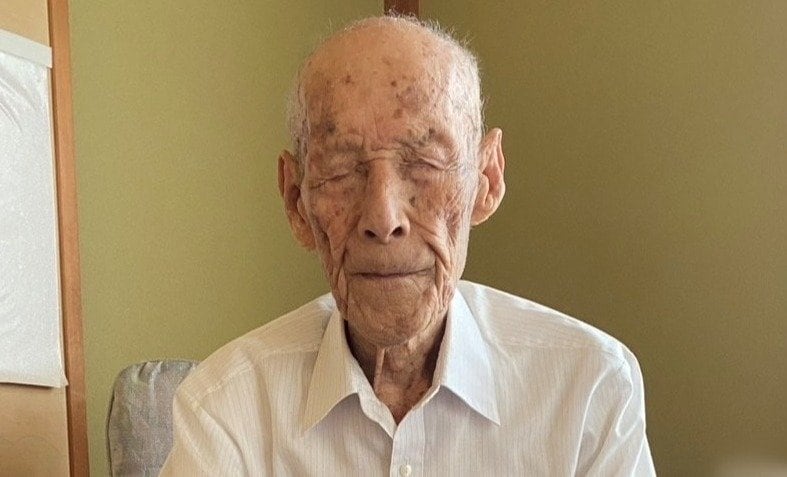 〈哀悼・日本最高齢男性111歳〉朝昼晩３食と２度のおやつが日課…長生きの秘訣はストレスをためないこと「くよくよしても始まらんで、すぐ忘れることだ」