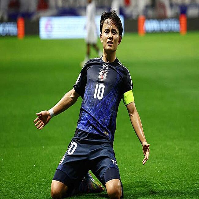 久保建英 TAKEFUSA KUBO REAL SOCIEDAD 2022-23 TOPPS MERLIN CHROME