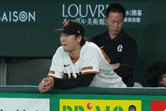 阪神戦に先発した巨人・山崎伊織【写真:井上学】