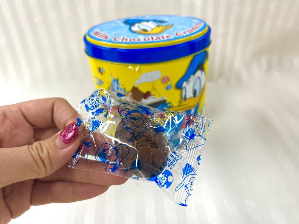 ディズニーの定番土産「チョコレートクランチ」実はメーカーがそれぞれ