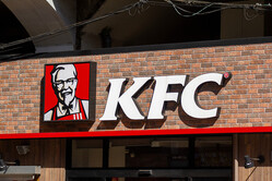 ���������ѥ��ȥ����塼������100����KFC�Ρ֥ݥåȥѥ��פ򿩤٤Ƥߤ�