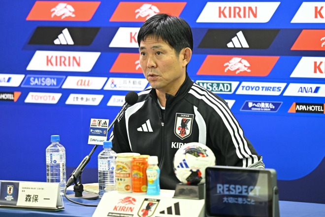 試合後の会見で森保監督がウルグアイ戦を振り返った。写真:金子拓弥(サッカーダイジェスト写真部)