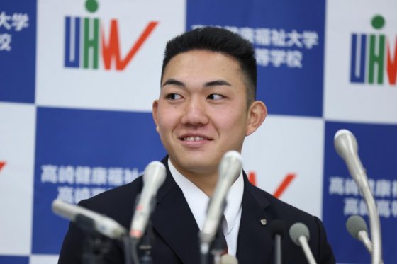 ロッテから指名を受けた健大高崎・石垣元気【写真提供:産経新聞社】