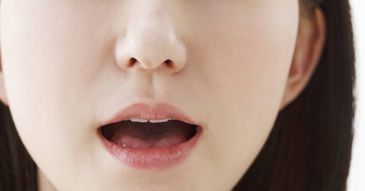 通常の人と比べて水分が不足気味の人 認知症や心不全などのリスク上昇か