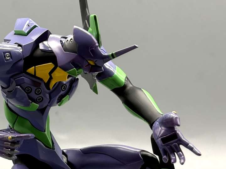 “エヴァンゲリオンカラー”を使って初号機を丁寧に塗装【達人のプラモ術<エヴァ初号機“ヤシマ作戦”>】