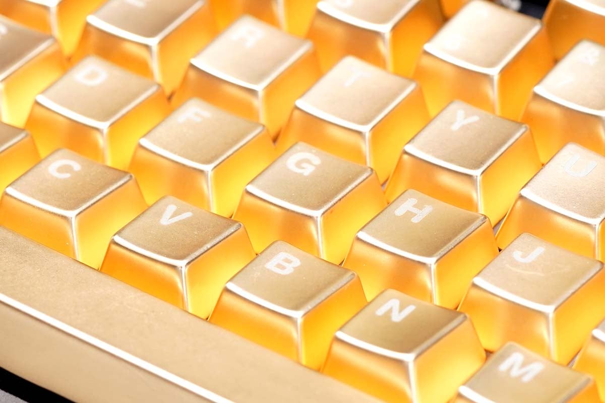 ミニレビュー】ゴールド＆チタン！ 100％金属製キーキャップの醍醐味