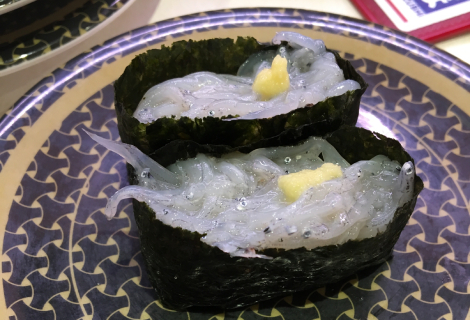 手軽に楽しめる回転寿司にはファンも多いが…