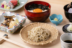 
			�ұ��ο�Ź�����������Υ�����������ϡ�����2�Ĥν�����Ǥ�����
		