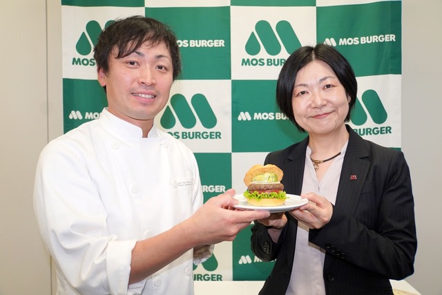 モスバーガー「米粉入りバンズのアボカドバジルバーガー」発表会&試食会 / FMクロックラジオ「RC10」「RC20」【まとめ記事】