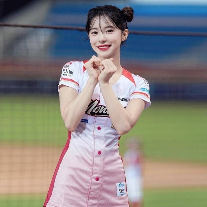 アジアで人気を博すイ・ダヘさん（画像は公式インスタグラムより）。