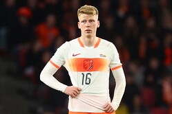 ��������ɽ�Υ��ϥ��ƥ�ڼ̿�������������