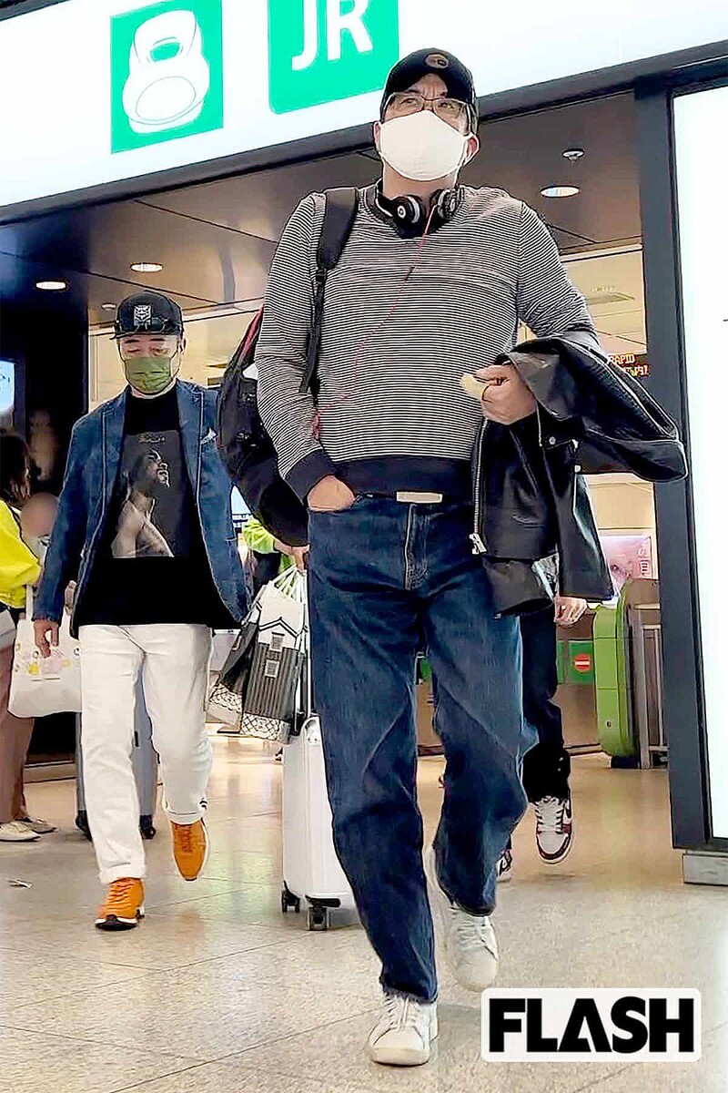 2022年4月、ゴルゴ松本と二人旅をしていた石橋貴明