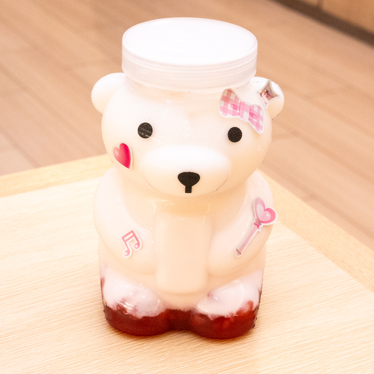 いちごラブリーペアくまちゃん♡ 展示品】いちごラブリーペアくまちゃんの通販 by Alicecute｜ラクマ