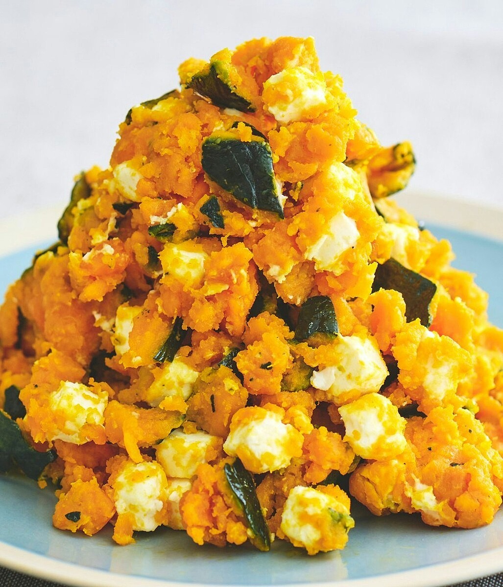 万バズ【かぼちゃのクリチサラダ】いいね殺到「1日で5～6人前完食」「おいしすぎて飛びます」【ママリ】