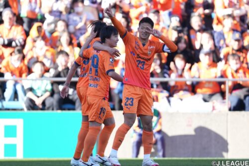 清水、甲府、山形が開幕2連勝! 横浜FCは2戦連続ドロー…徳島らが連敗スタート/J2第2節