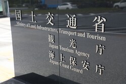 ���ڸ��̾�