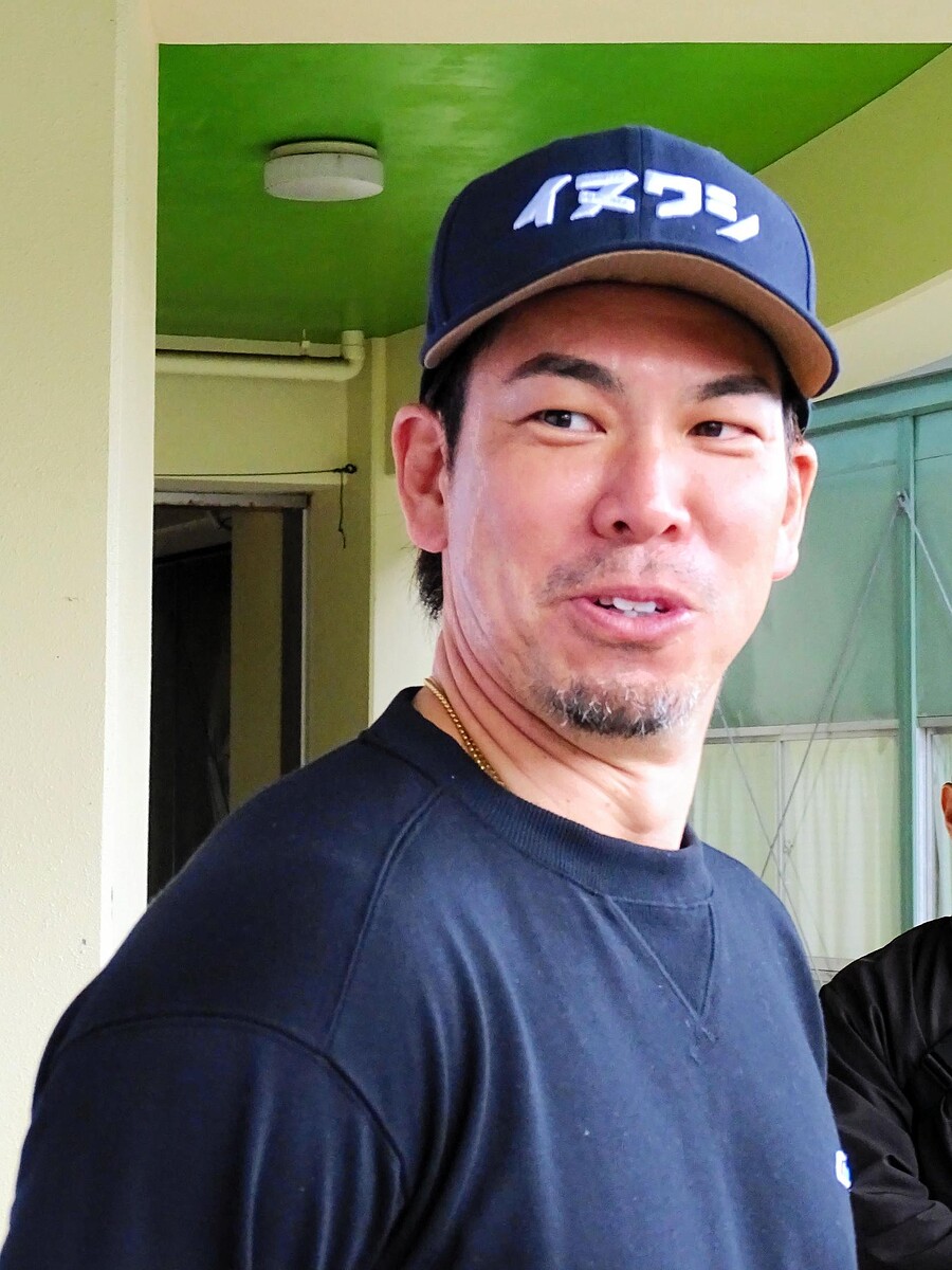 楽天 マエケン「イヌワシキャップ」で自主トレ「楽天市場で買いました」２・１ブルペン入りも予告「いいスタートを切れるように」 - ライブドアニュース