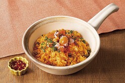 濃厚なウニが香る！タイ料理レストラン「マンゴツリー」の「濃厚ウニチャーハン」