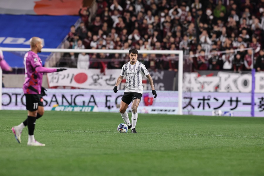 神戸のマテウス・トゥーレル【写真：柳瀬心祐】