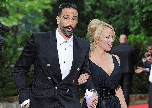 「俺たちは格好の獲物だ…」世界王者にもなった元フランス代表DFが“サッカー界の闇”を激白「死んでいたかもしれない」 (2020年11月17日