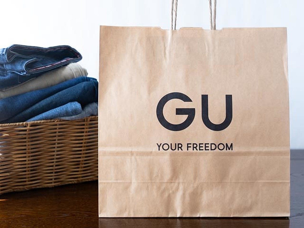 【GUジーンズ】今っぽく穿くなら！？→ おしゃれスタッフお手本♡「春先コーデ」