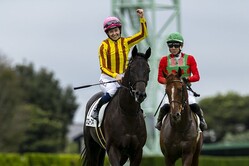2歳新馬戦・スローブギとM.ミシェル騎手