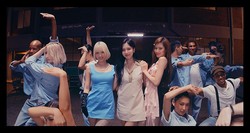 ��NEW LOOK��MV���