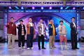 『FNS27時間テレビ2024』総合MCの（左から）ハナコ（菊田竜大、秋山寛貴、岡部大）、チョコレートプラネット（長田庄平、松尾駿）、霜降り明星（せいや、粗品）