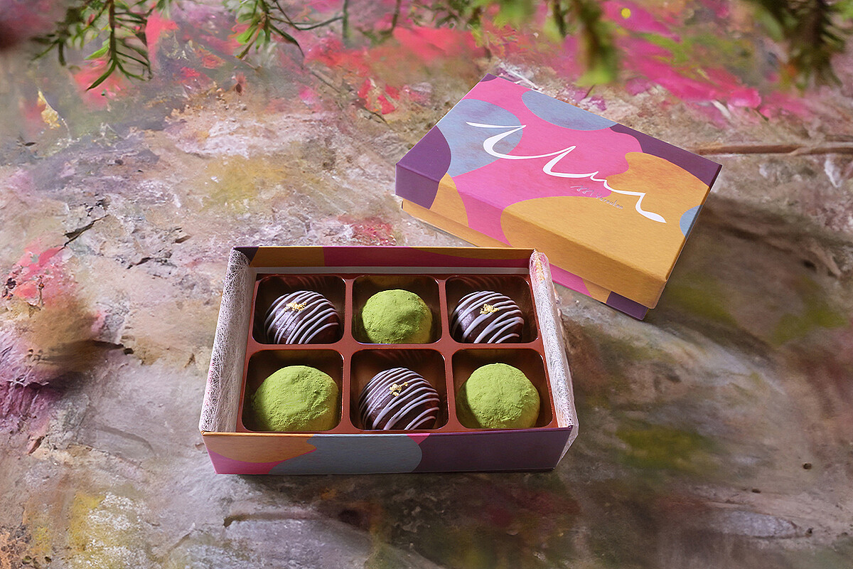 “生八ッ橋”をチョコレートたっぷりのチョコ餡で包んだ新食感スイーツ『むにゅっとしょこら』発売！