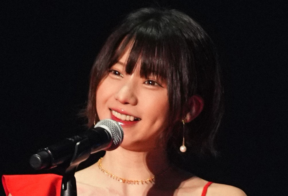 コスプレイヤーのえなこ「二次創作でがっぽり稼いでいる」の声に苦言